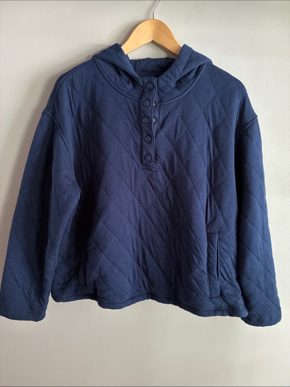 Lands’ End Quilted Pullover Hoodie XL 16-18 Navy Snap Neck Sweatshirt Jacket